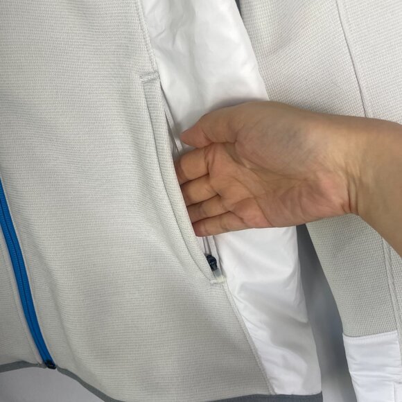 Under Armour UA White Swacket Size XS Activewear Gym Workout Running - Picture 10 of 15